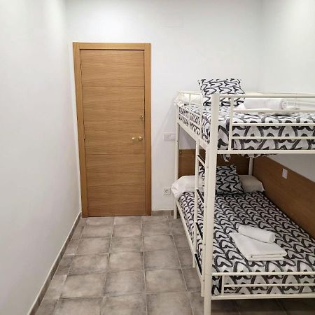 Coliving New San Bernando Hotell Madrid Eksteriør bilde